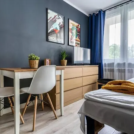 Close-urban Chic -3 Bedrooms - - Ogrodowa Апартаменты *